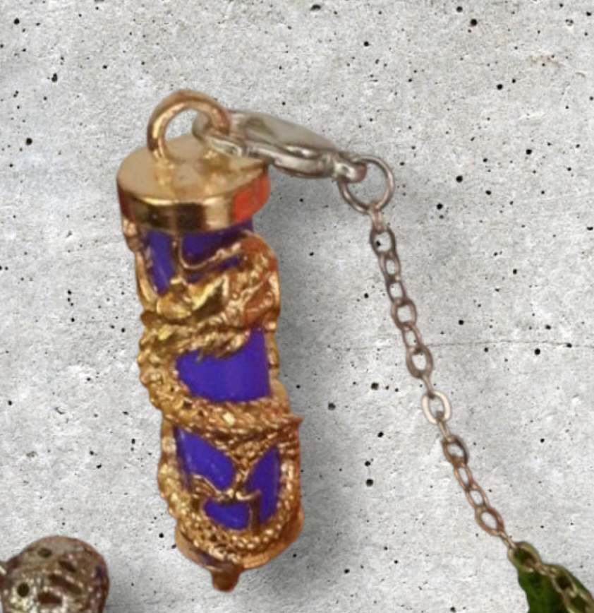 Purple Glow In The Dark Pendulum & Necklace