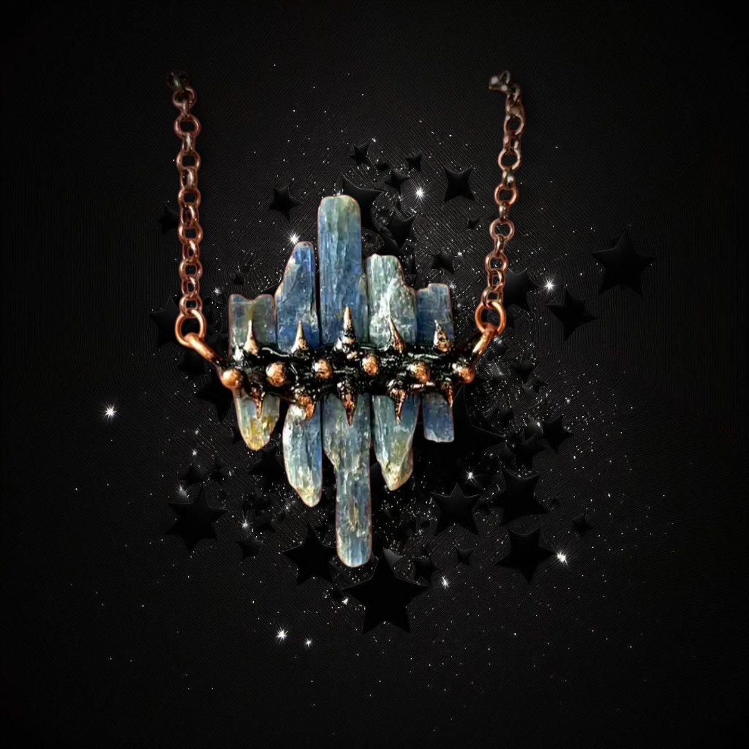 Labradorite Bear Totem Ritual Necklace - Activated & Blessed