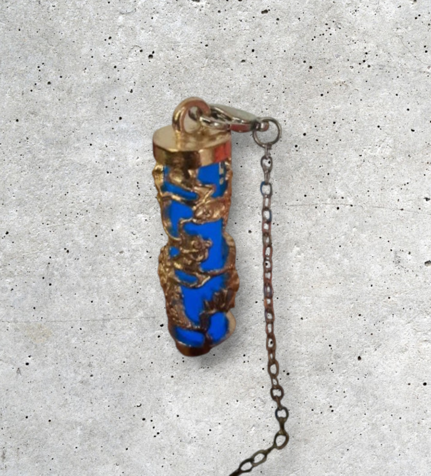 Dark Blue Glow In The Dark Pendulum & Necklace