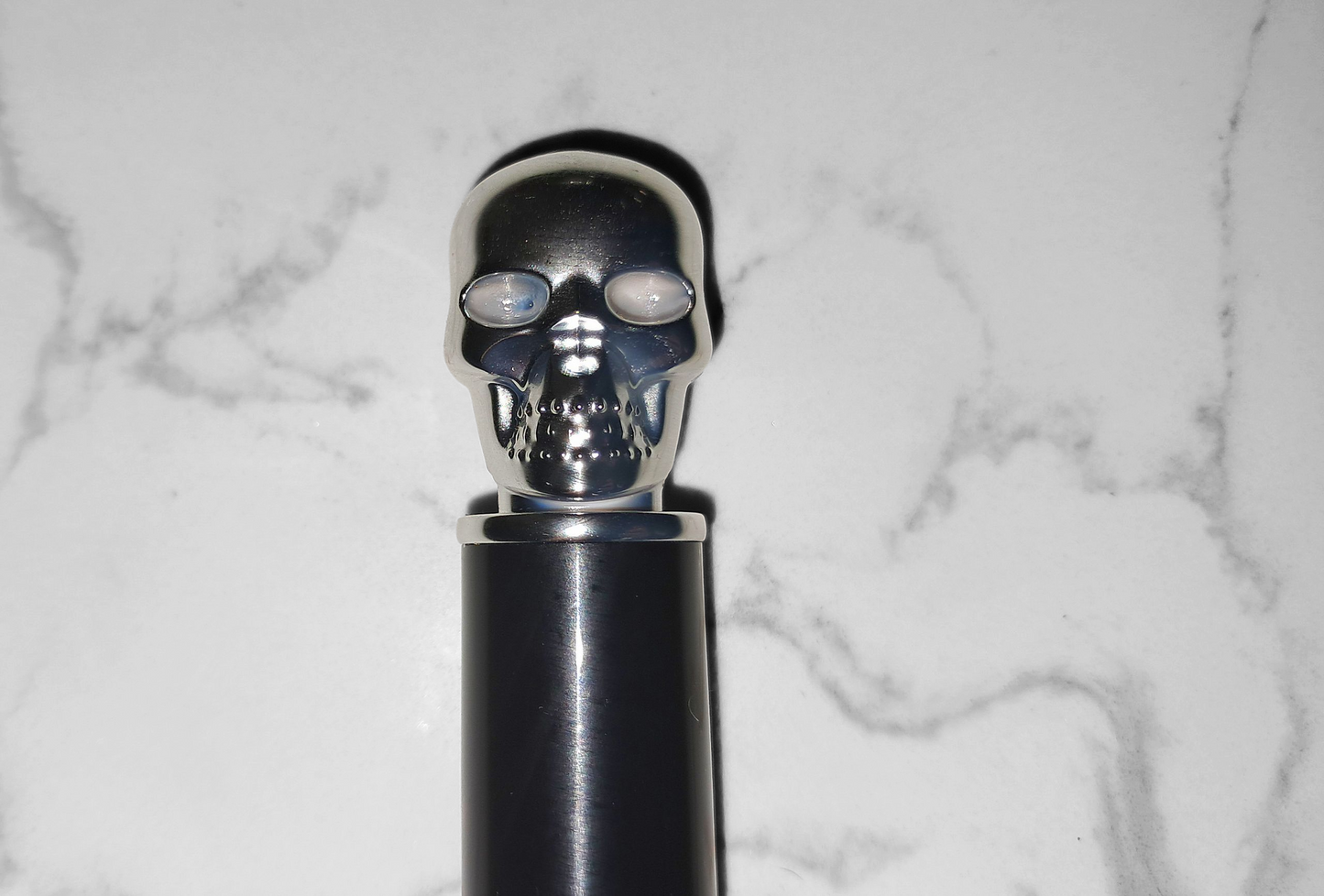 Golden Wishes Ritual Sliver Skull Lip Gloss