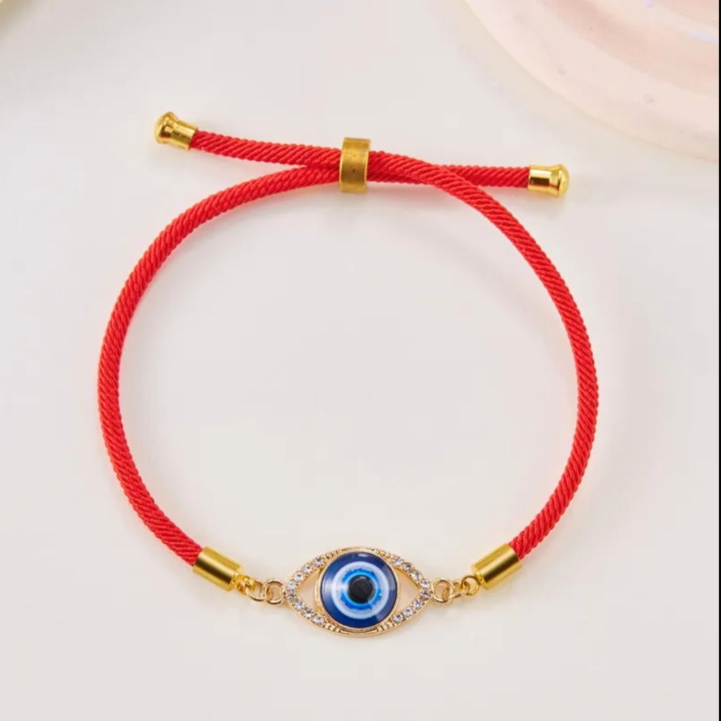 Feminine Protection & Shielding Ritual Bracelet From Witchcraft Dark & ill Intentions - Ritual Activated & Blessed
