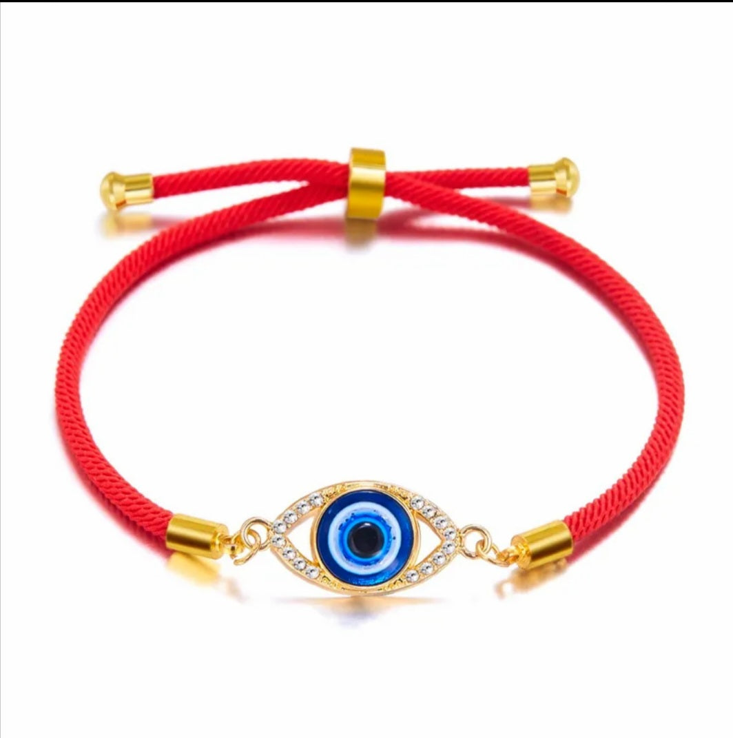 Feminine Protection & Shielding Ritual Bracelet From Witchcraft Dark & ill Intentions - Ritual Activated & Blessed