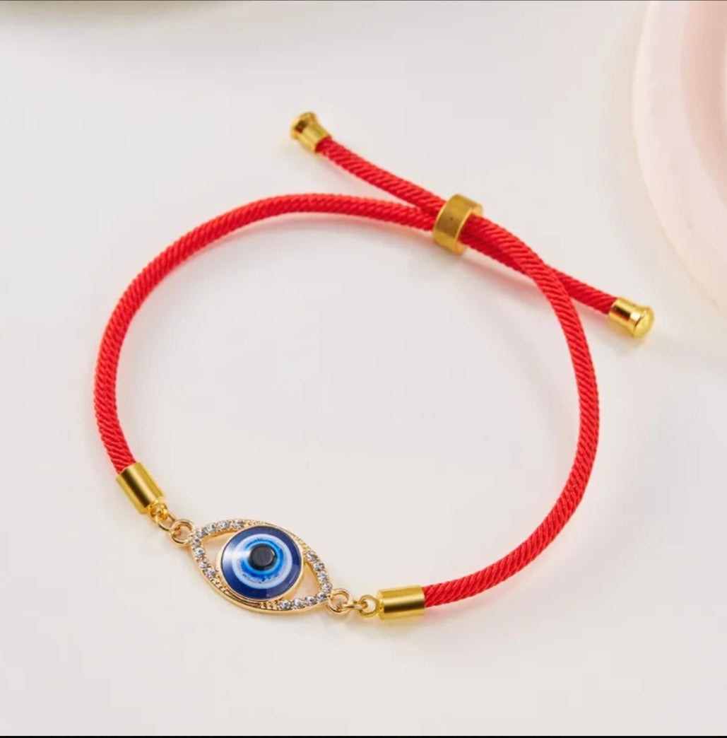 Feminine Protection & Shielding Ritual Bracelet From Witchcraft Dark & ill Intentions - Ritual Activated & Blessed