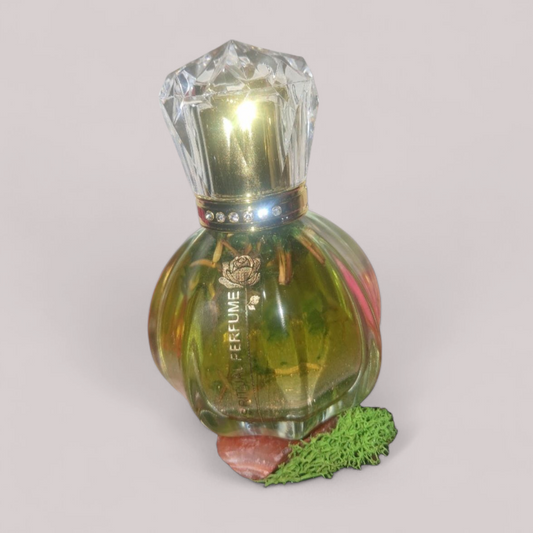 Essence Ritual Perfume / Cologne